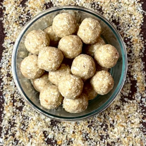 gondh laddu